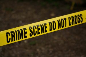 Tragedia en Boca Chica reabre debate sobre armas en hogares.