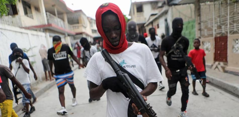 Ataques armados agravan crisis de seguridad y desplazan familias.