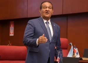 Las acusaciones apuntan a abusos que afectan derechos y credibilidad institucional.