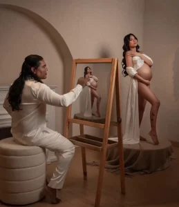 El artista comparte su vida personal y conecta con su audiencia.