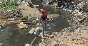 Falta de obra afecta seguridad, educación y movilidad comunitaria.