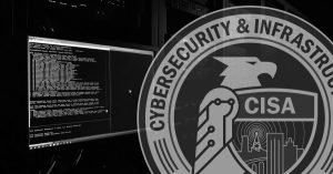 La vulnerabilidad permite control total de servidores y riesgo de datos.