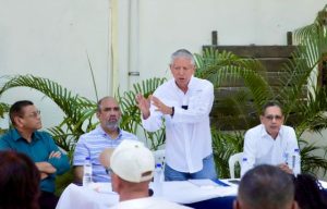 La falta de transparencia y diálogo genera incertidumbre económica.