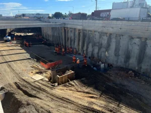 Autoridades destacan progreso del proyecto vial que busca mejorar la movilidad en una de las zonas más congestionadas del Gran Santo Domingo.