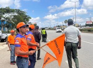 Las principales vías del país registran aumento de flujo vehicular desde la madrugada; operativos de tránsito y asistencia vial buscan minimizar incidentes y demoras.