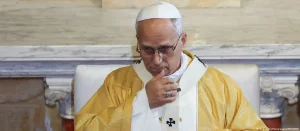 Evento religioso y concierto masivo coincidirán, generando retos logísticos en la capital española