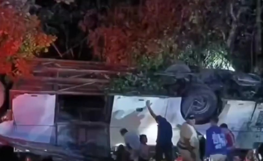 Colisión en Jueves Santo eleva riesgos en vías nacionales