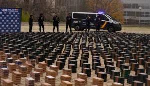 Operativo en alta mar intercepta narcolanchas con uno de los mayores alijos recientes en España