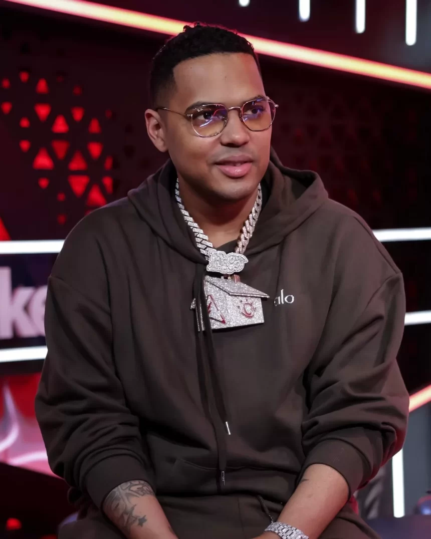 Santiago Matías confirma relanzamiento del reality luego de varios días sin transmisión y genera expectativas en su audiencia digital.