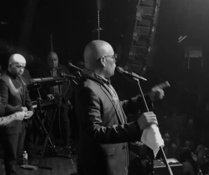 Homenajes destacan su impacto, mientras surgen tensiones familiares