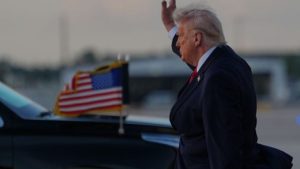 La advertencia del mandatario estadounidense eleva la tensión global y podría desencadenar nuevas fricciones comerciales en medio del conflicto en Medio Oriente.