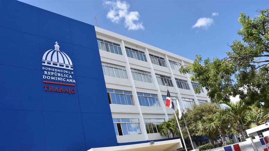 El feriado será trasladado al lunes 4 de mayo, generando un nuevo descanso extendido