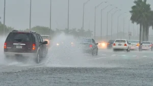 Vaguada asociada a sistema frontal incrementa el riesgo de inundaciones, tormentas eléctricas y deslizamientos